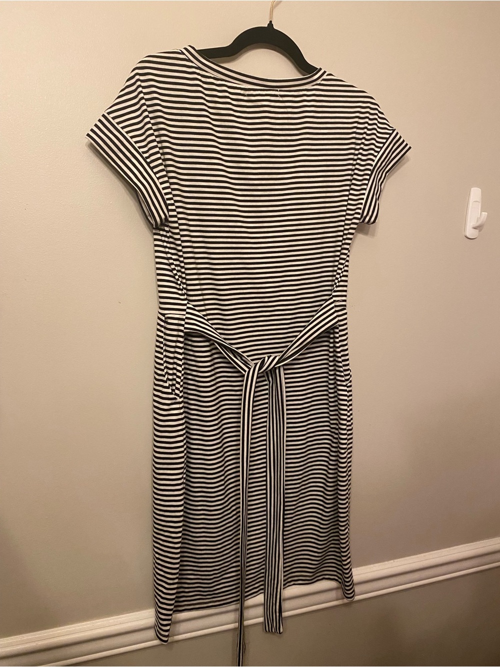 Black & White Striped Tie-Back Midi Dress